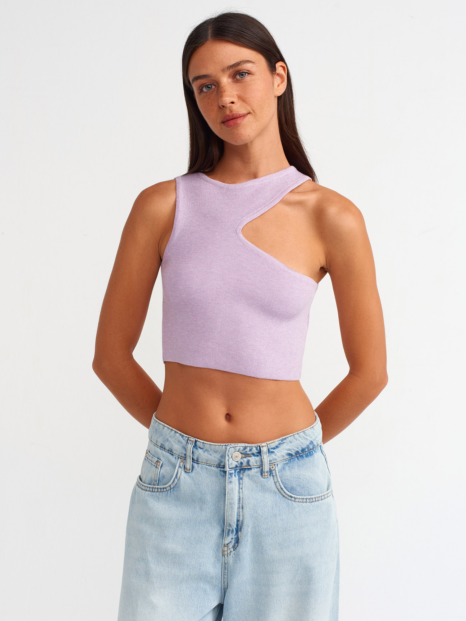 10173 Dekolte Yaka Triko Top