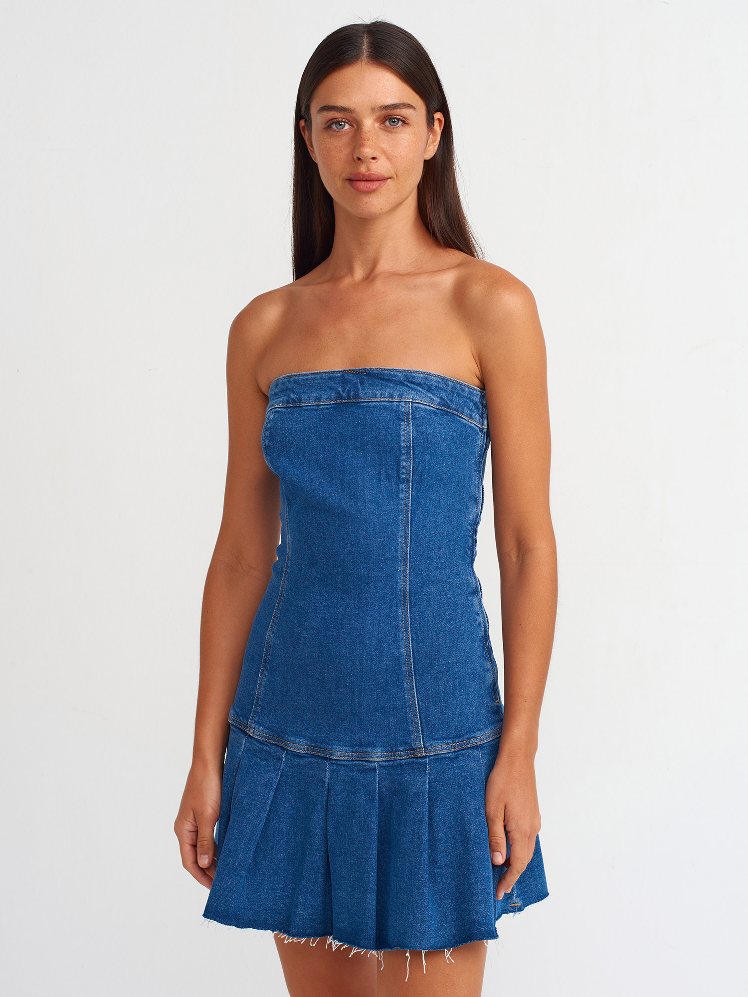 90542 Pileli Straplez Denim Elbise