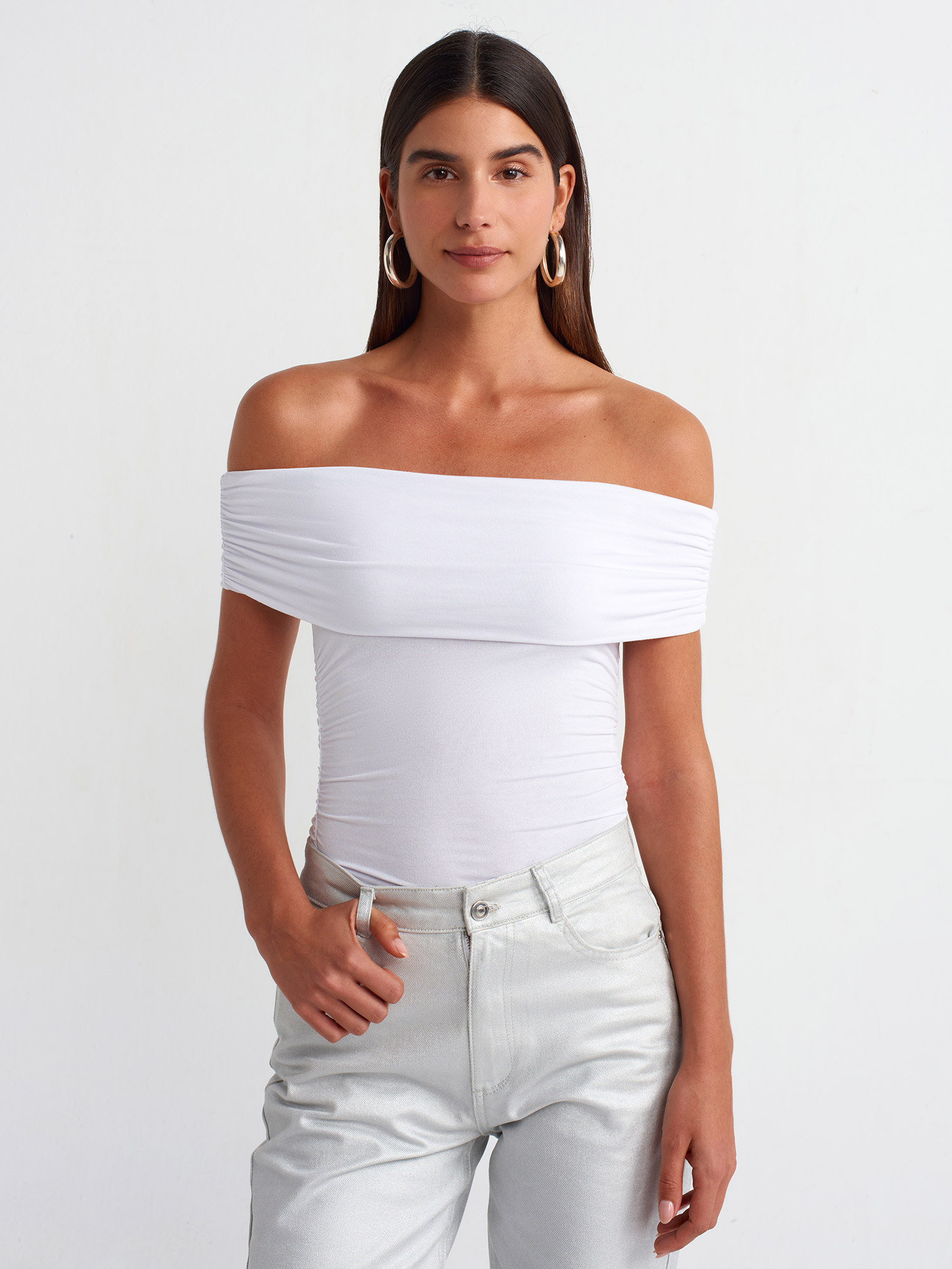 30902 Omuzları Açık Büzgülü Top
